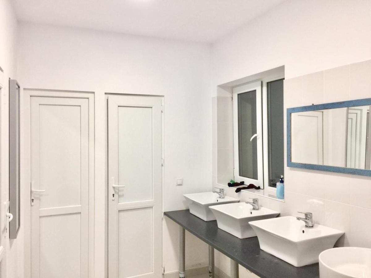 Downtown Hostel Брашов Екстериор снимка