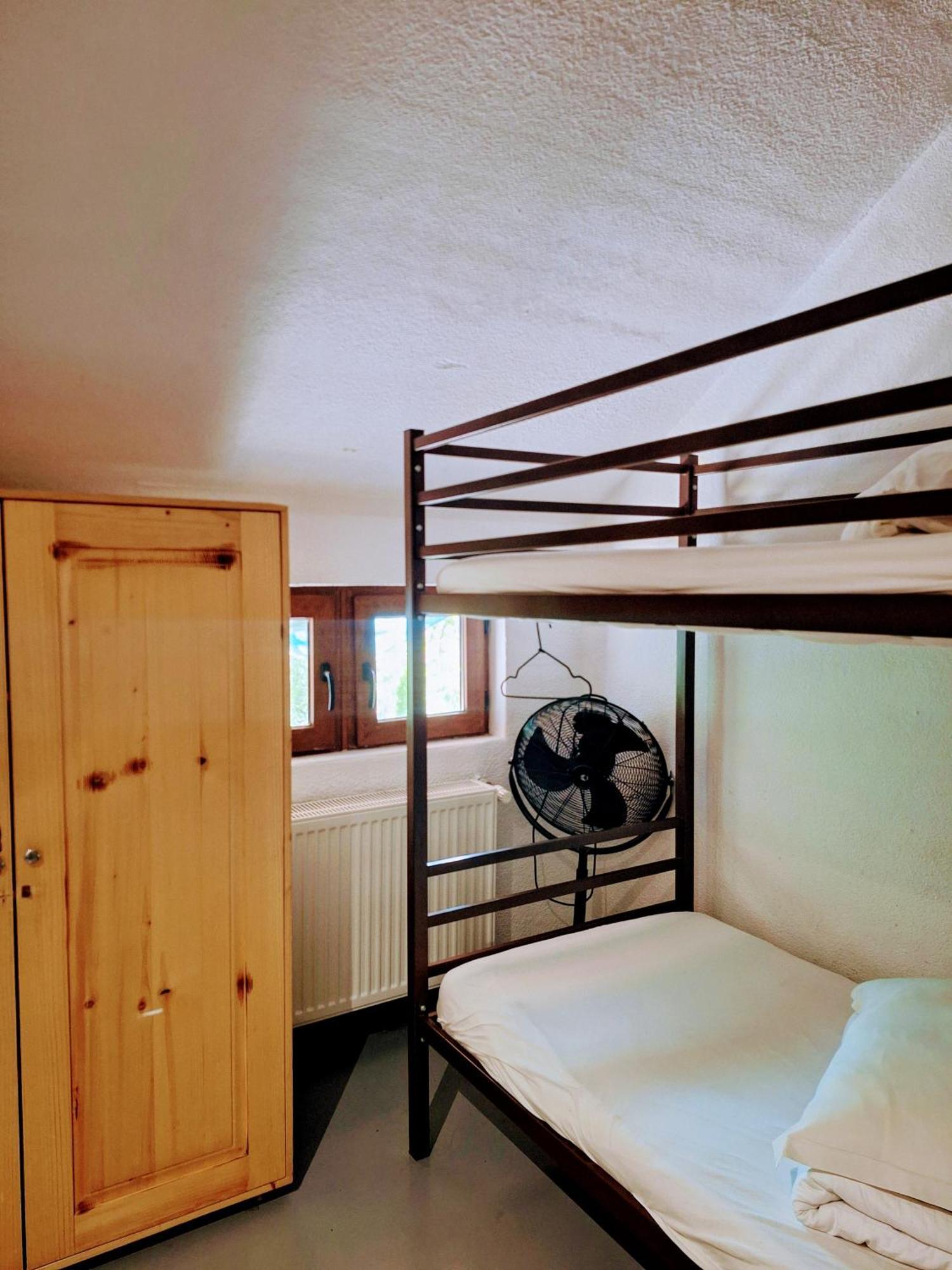 Downtown Hostel Брашов Екстериор снимка
