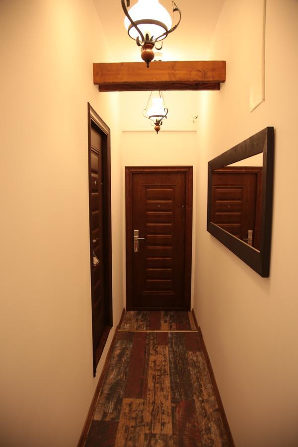 Downtown Hostel Брашов Екстериор снимка